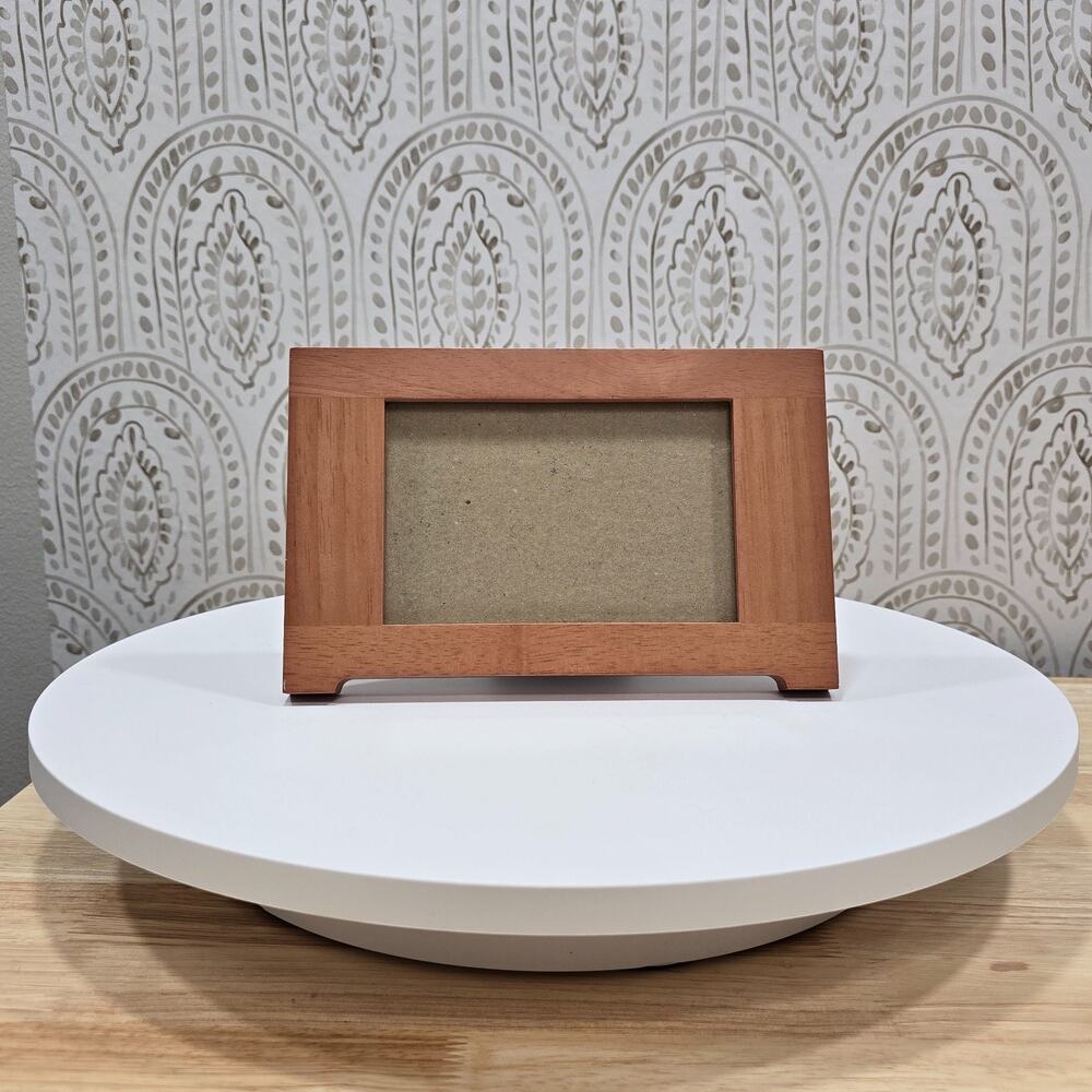 Fetco Shaker Wood Picture Frame for 4x6 Photo Handcrafted Desktop Craftsman Vibe